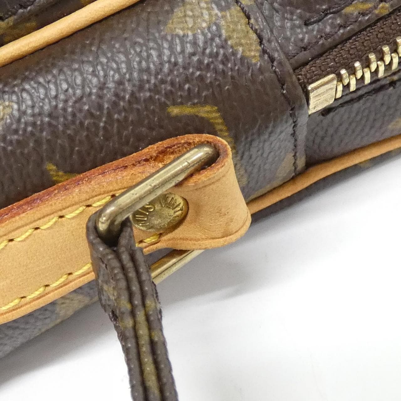 ルイヴィトン モノグラム アマゾン M45236 ショルダーバッグ