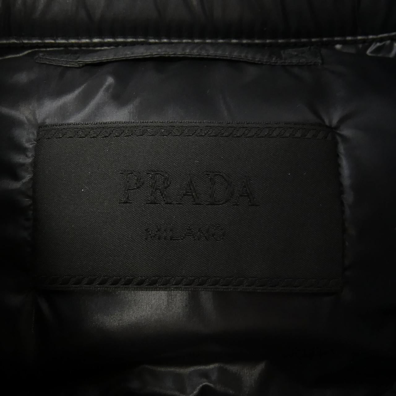 プラダ PRADA トライアングルロゴ SGB608 R142 AR0 ダウンジャケット