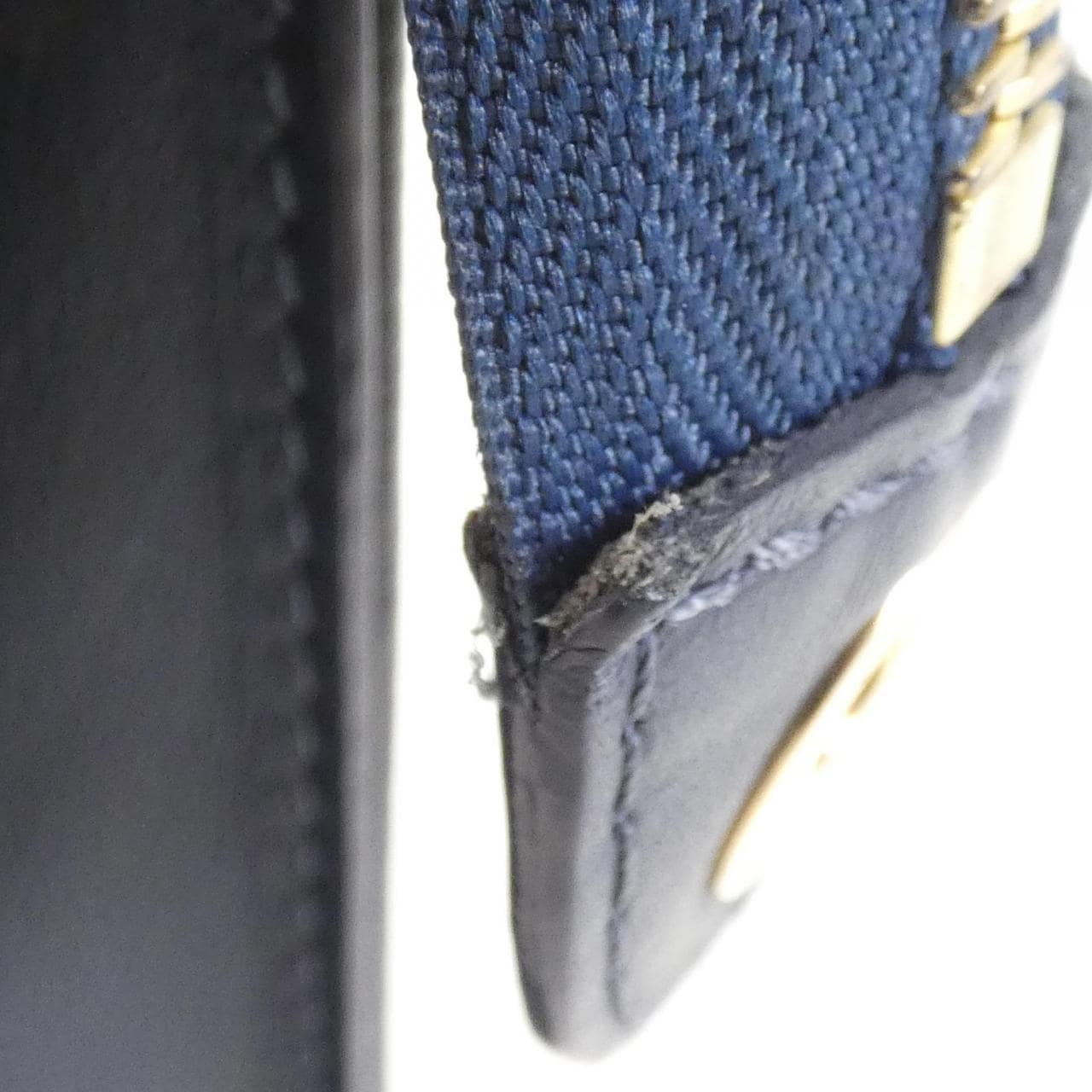 LOUIS VUITTON Monogram Drip Pochette Voyage M45961 包