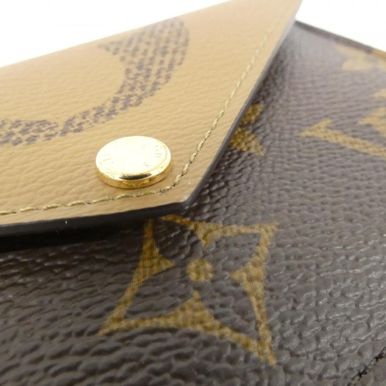 ルイヴィトン モノグラム リバース ポルト カルト レクト ヴェルソ M81303 コイン&カードケース