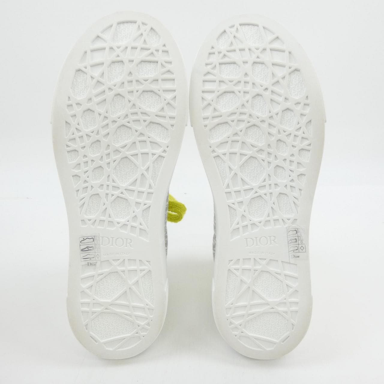 ディオール DIOR B33 KAWS 3SN303ZEY スニーカー