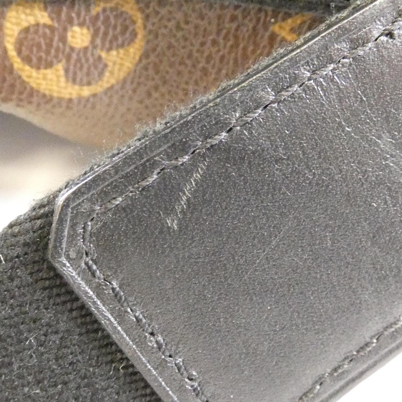 ルイヴィトン モノグラム マカサー トーレス M40387 ショルダーバッグ