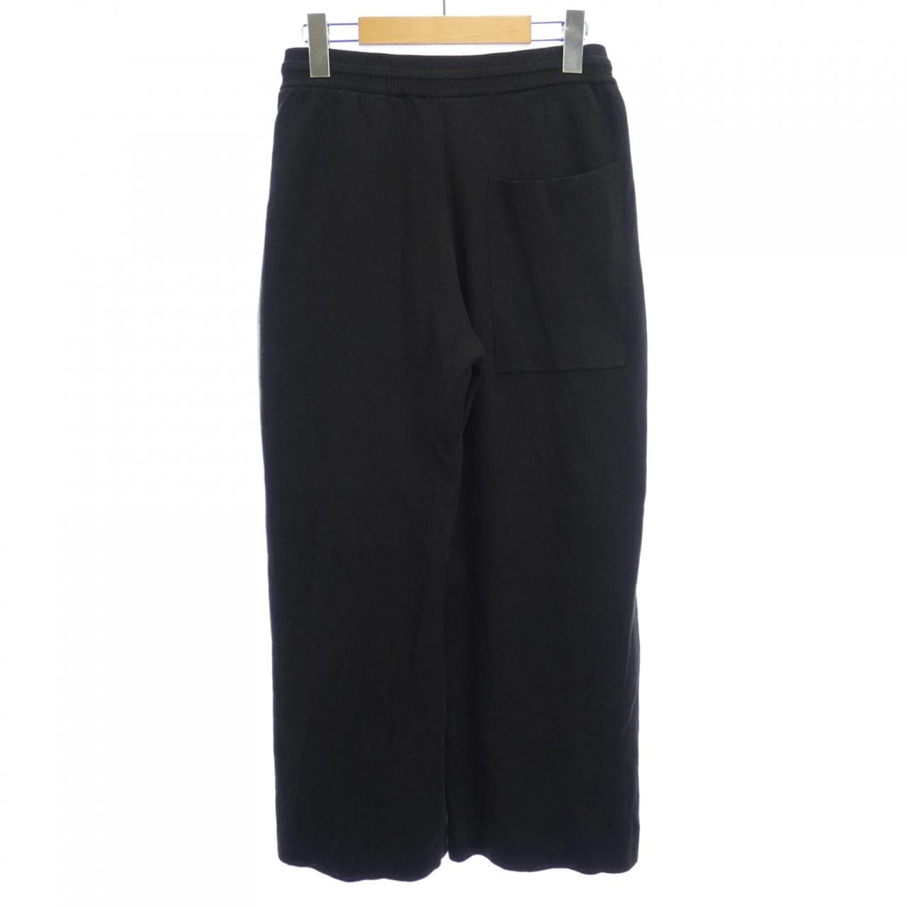 エイトン ATON パンツ