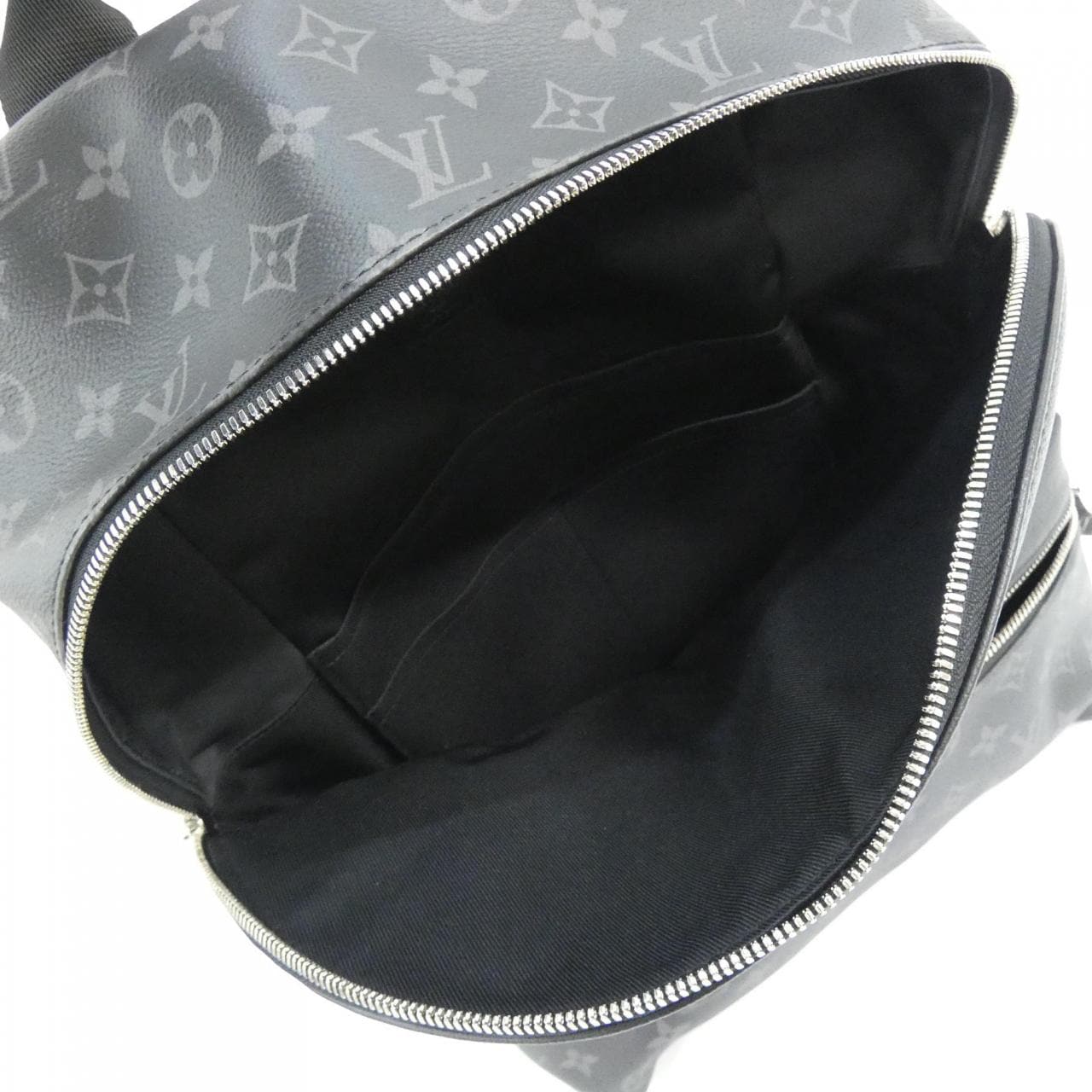 ルイヴィトン タイガ ラマ ディスカバリー バックパック M30230 リュックサック