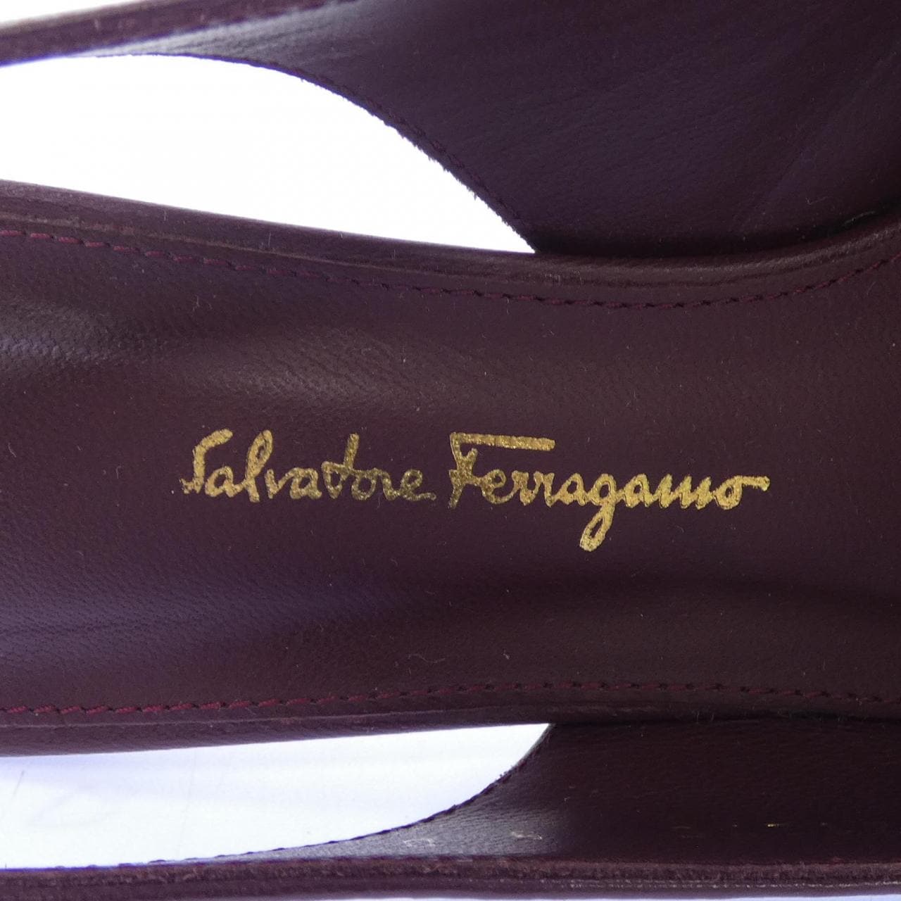 サルヴァトーレフェラガモ SALVATORE FERRAGAMO パンプス
