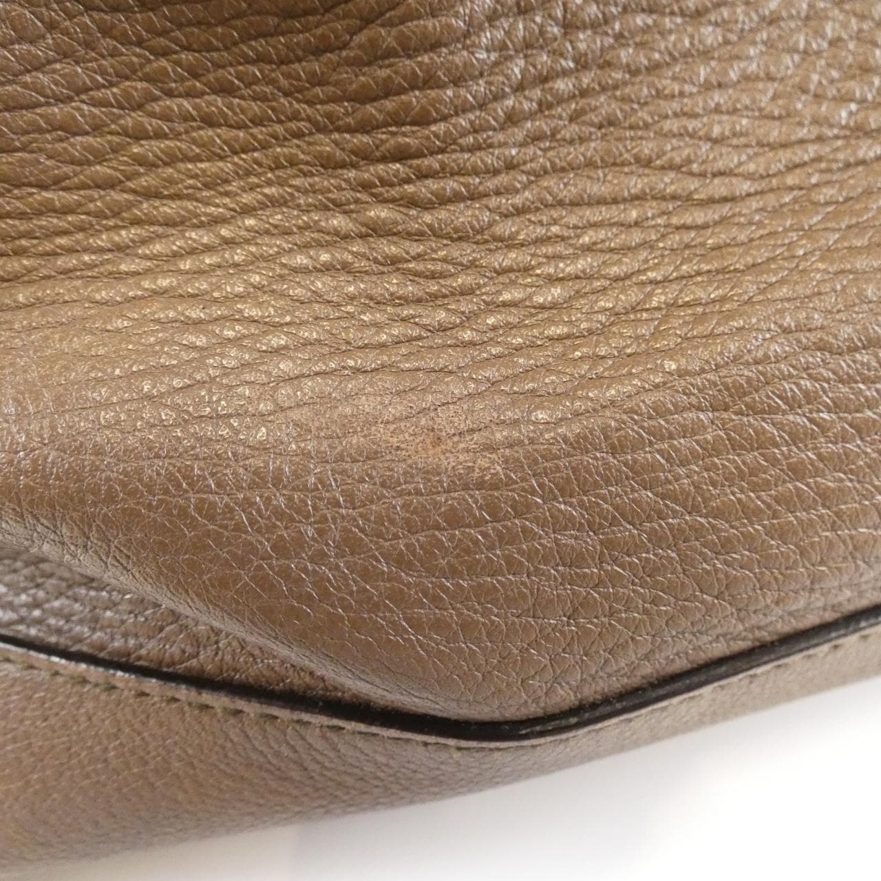 サルヴァトーレフェラガモ 21 D698 ショルダーバッグ