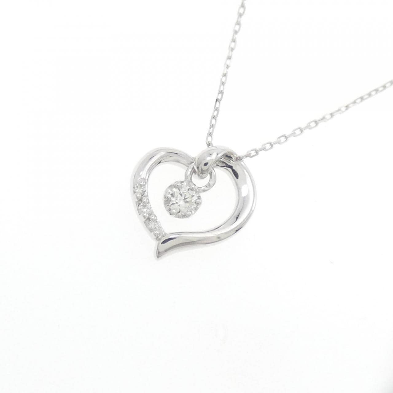 4゜C heart Diamond necklace