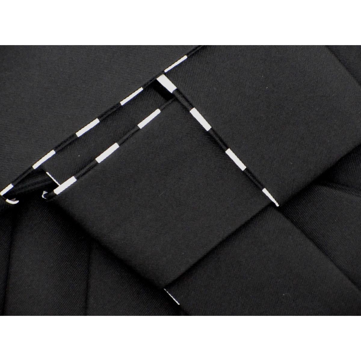 女袴　ＪＡＰＡＮ　ＳＴＹＬＥ　刺繍入り　紐下９１ｃｍ　Ｍサイズ