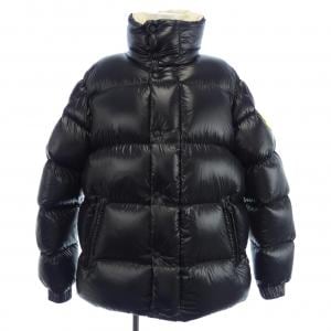 モンクレール MONCLER ダウンジャケット