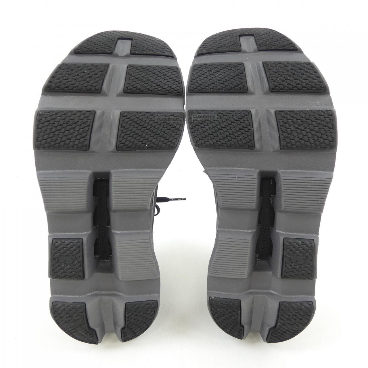 オン On スニーカー