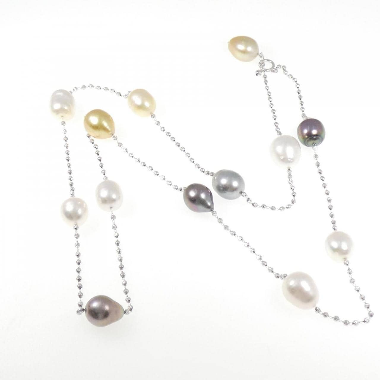 K18WG White Butterfly Pearl necklace