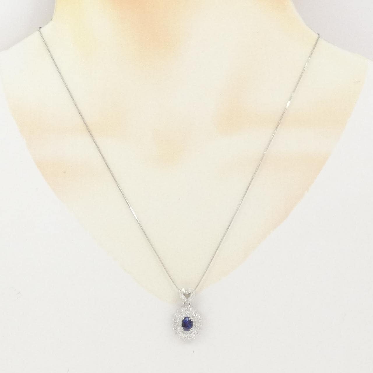 PT900/PT850 サファイヤ ネックレス 1.16CT