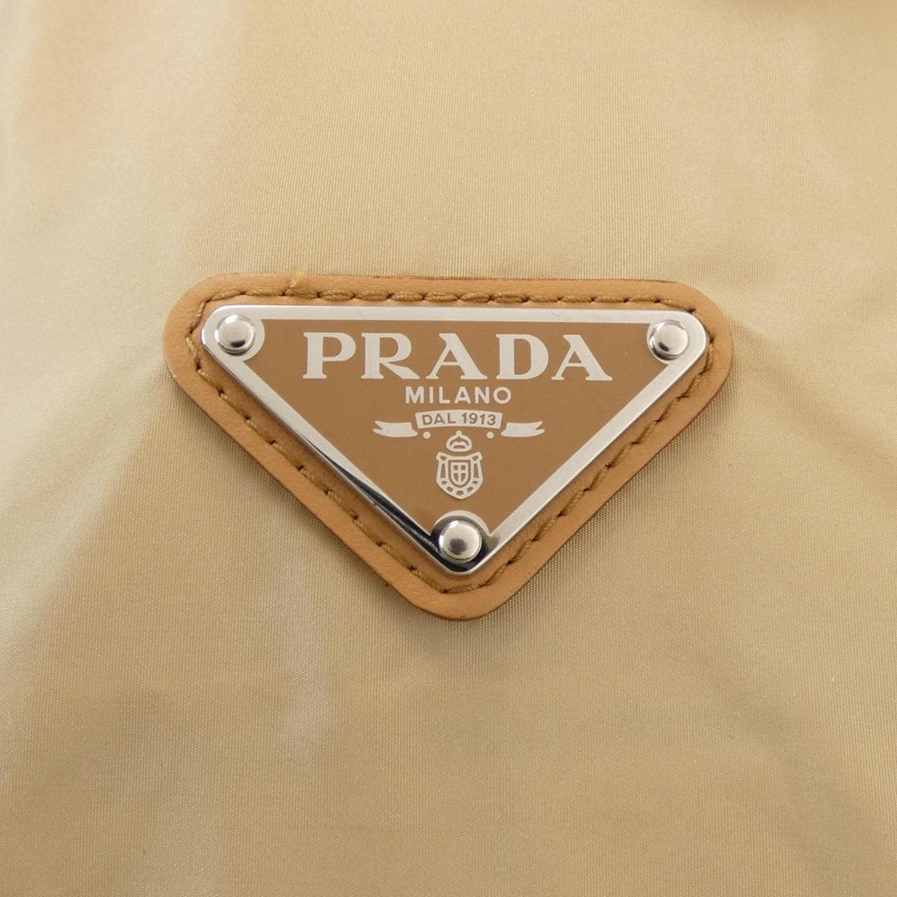 プラダ PRADA トライアングルロゴ 292171 SOOO 1WQ9 コート