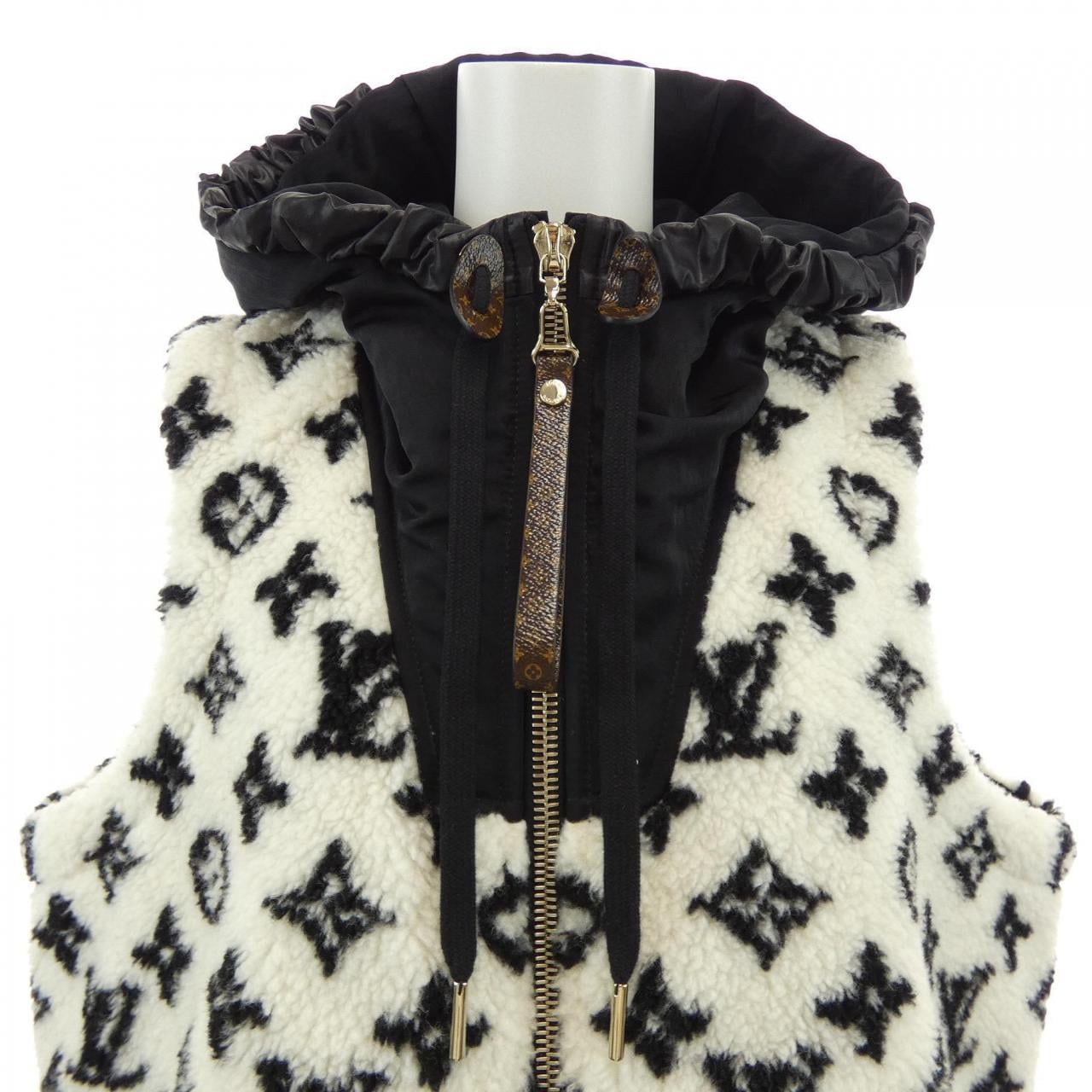 ルイヴィトン LOUIS VUITTON モノグラム テディ FSJA32GP1 ベスト