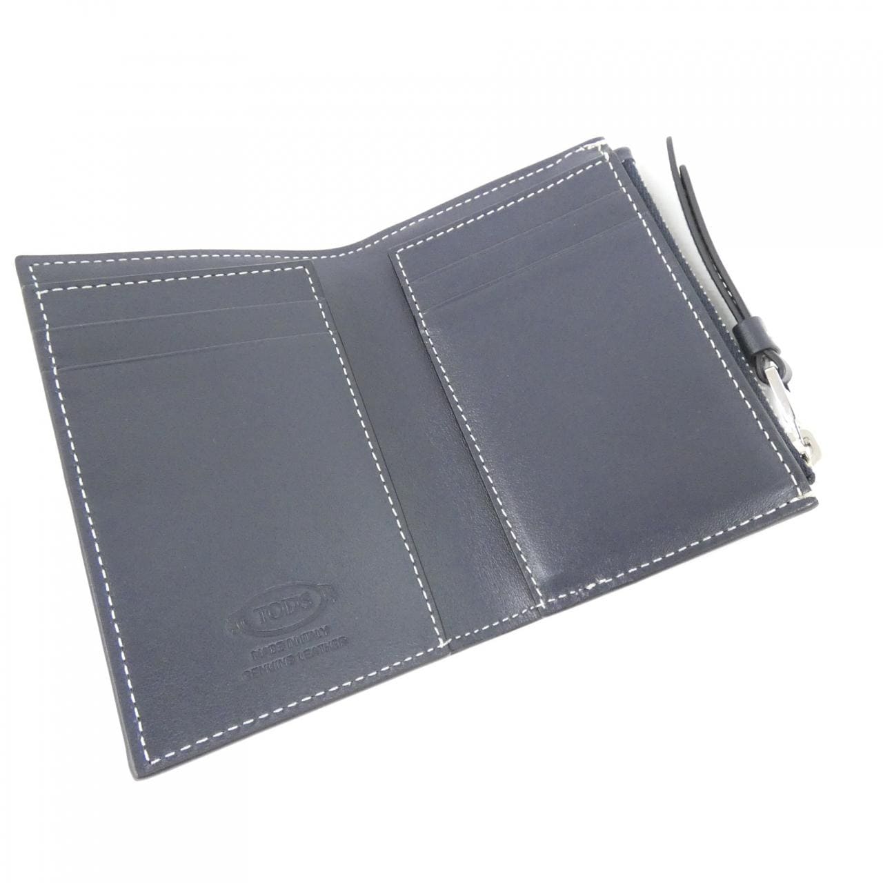 トッズ XAMIMPE6200QNTU820 財布