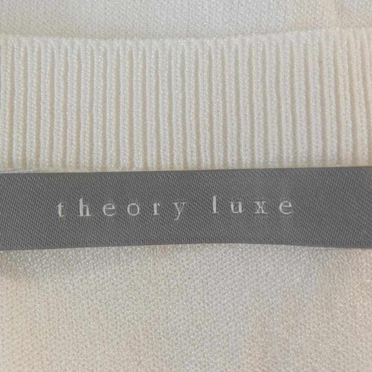 セオリーリュクス Theory luxe トップス