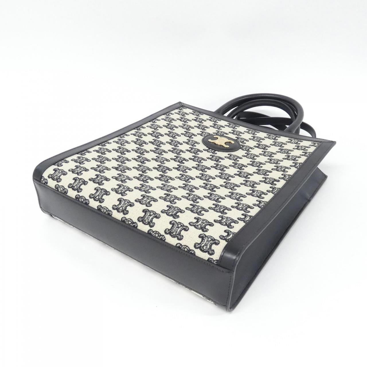 セリーヌ スモール バーティカル カバ 194352CS8 バッグ