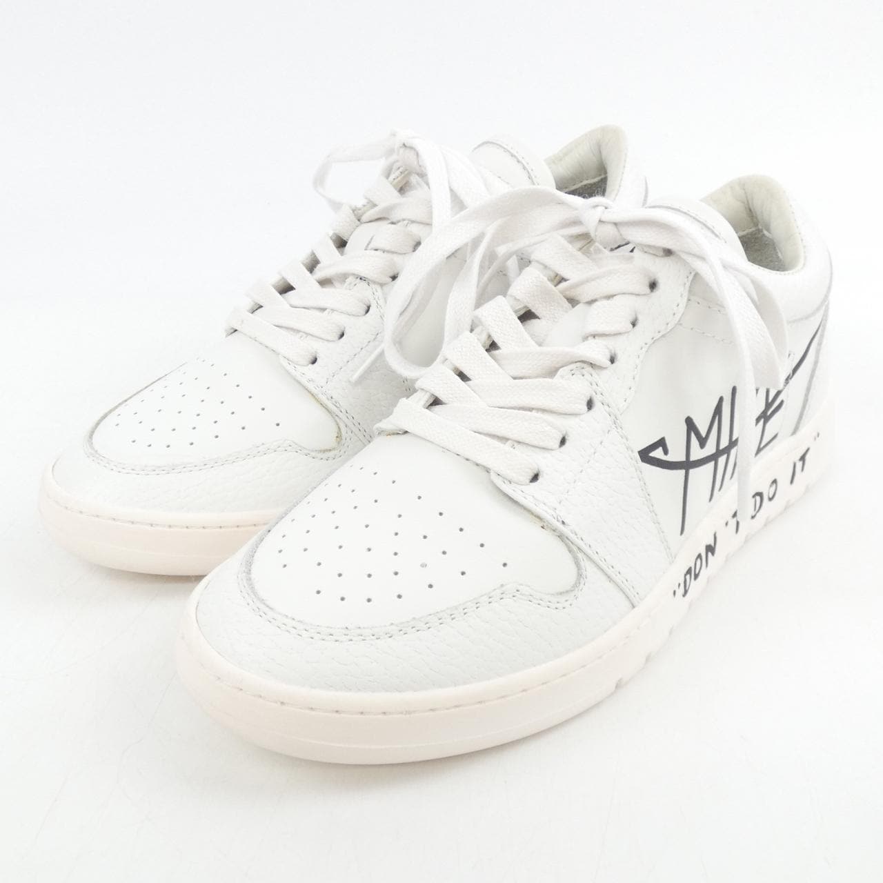 MIKE スニーカー