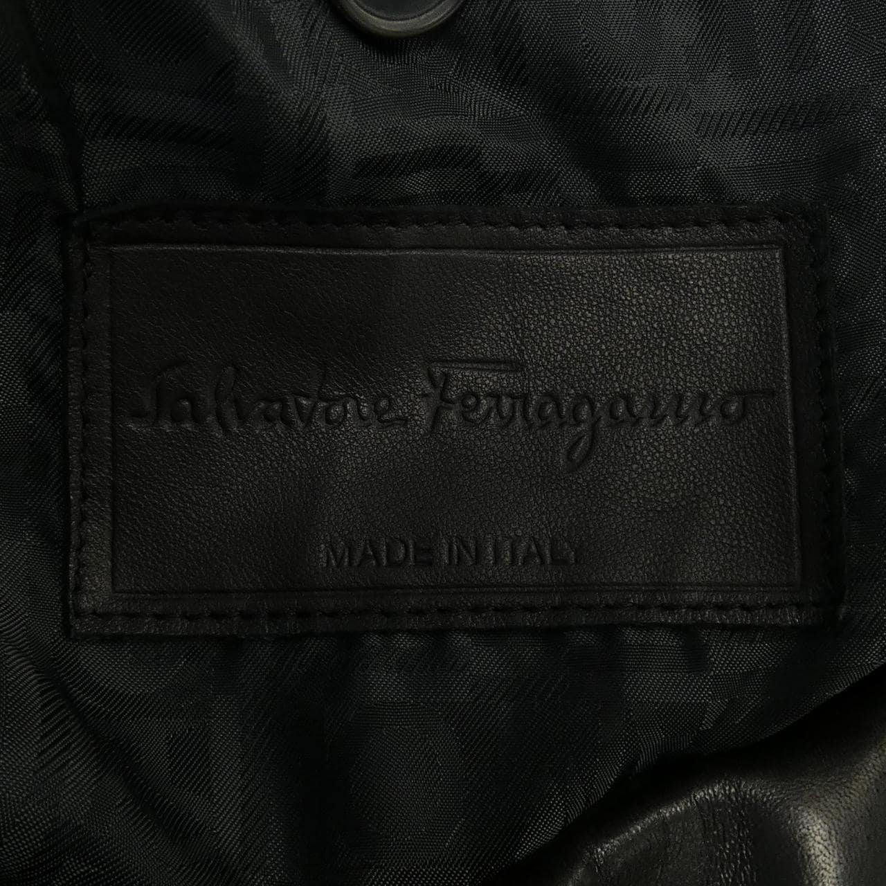 サルヴァトーレフェラガモ SALVATORE FERRAGAMO レザージャケット
