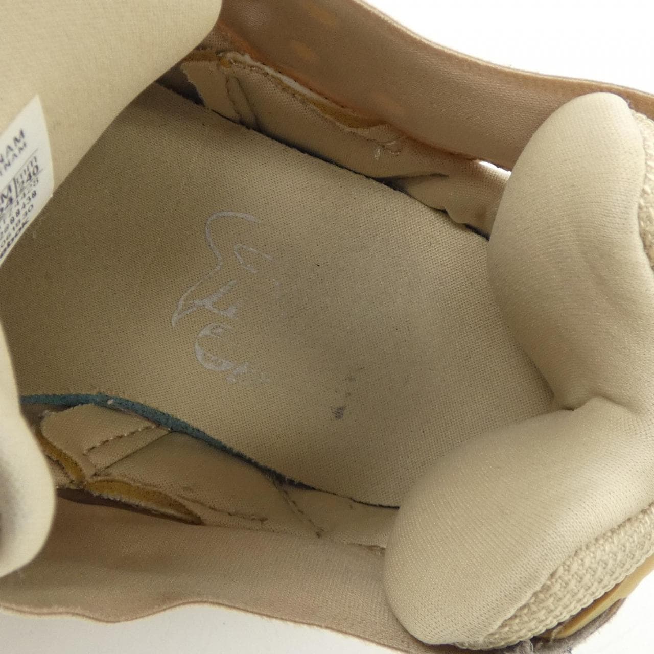 锐步REEBOK FZ4428运动鞋