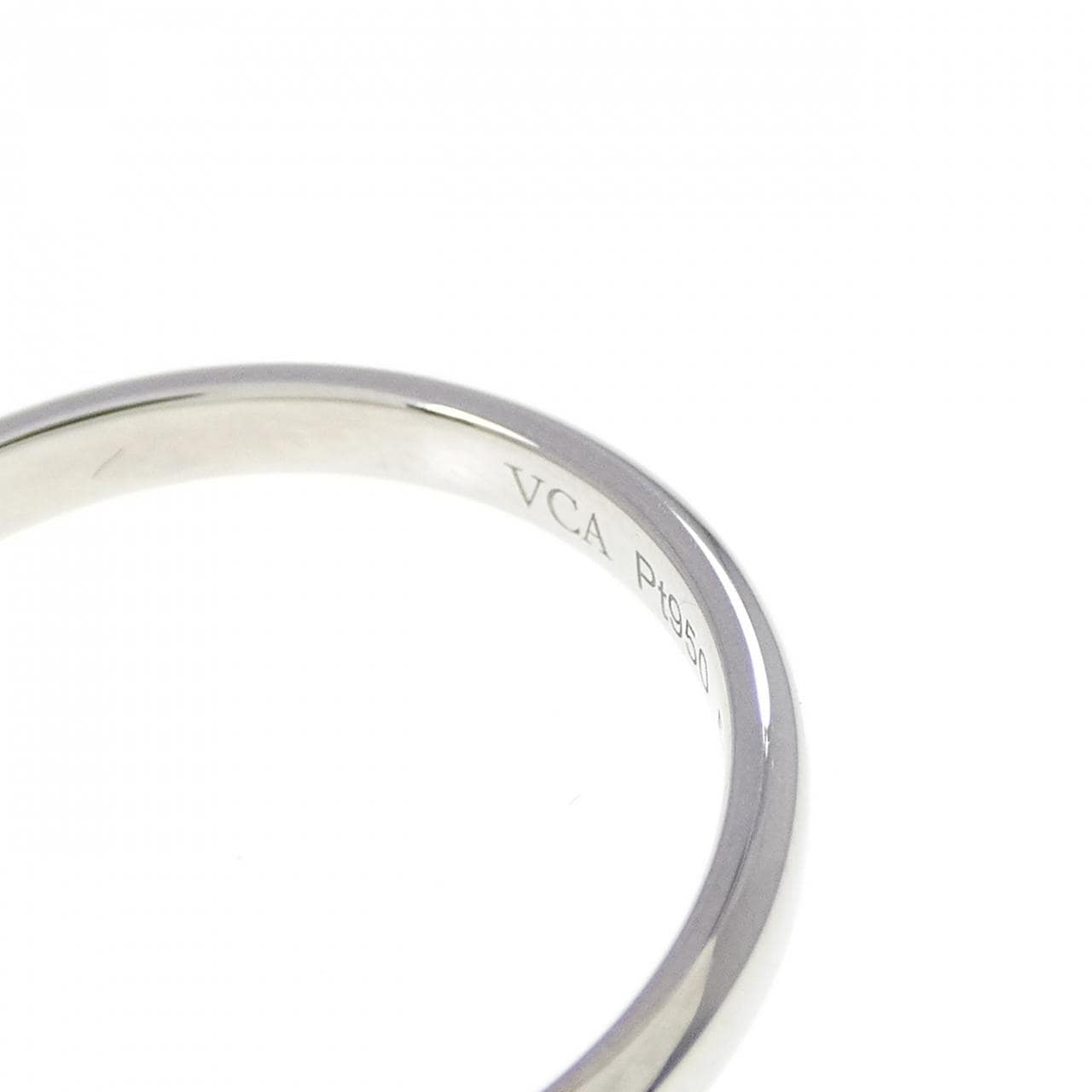 ヴァンクリーフ&アーペル トゥージュール リング