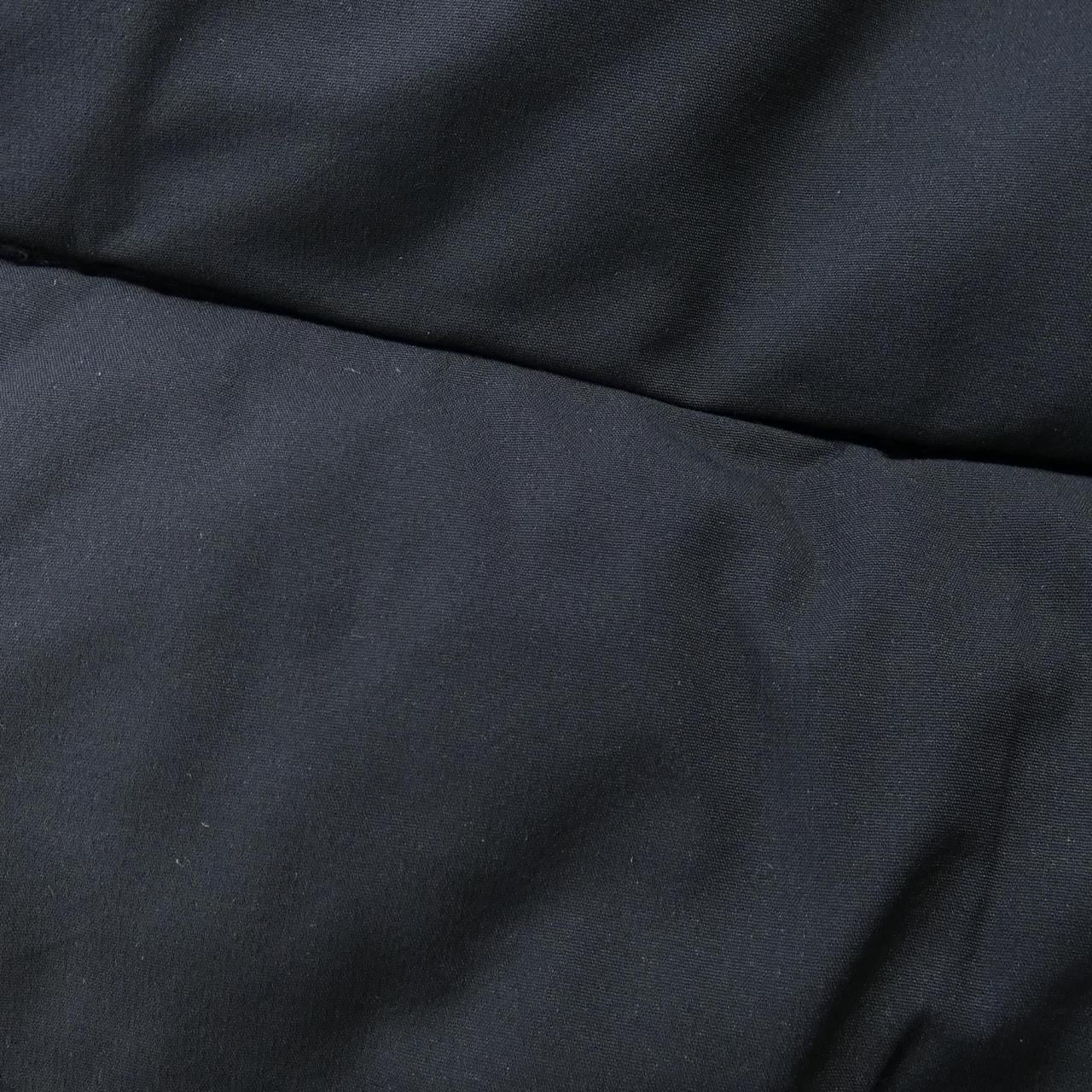 MONCLER蒙克勒羽绒服