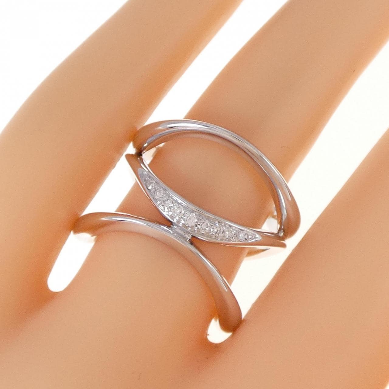 750WG Diamond Ring 0.10CT