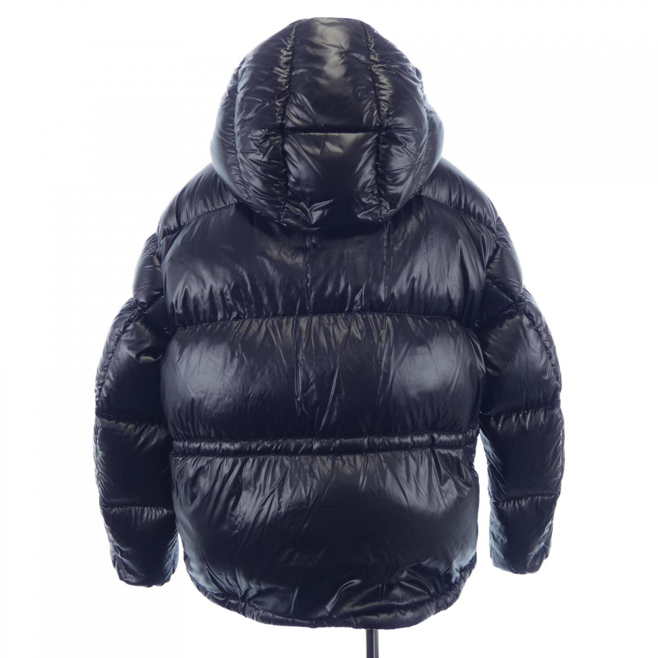 モンクレール MONCLER ダウンジャケット