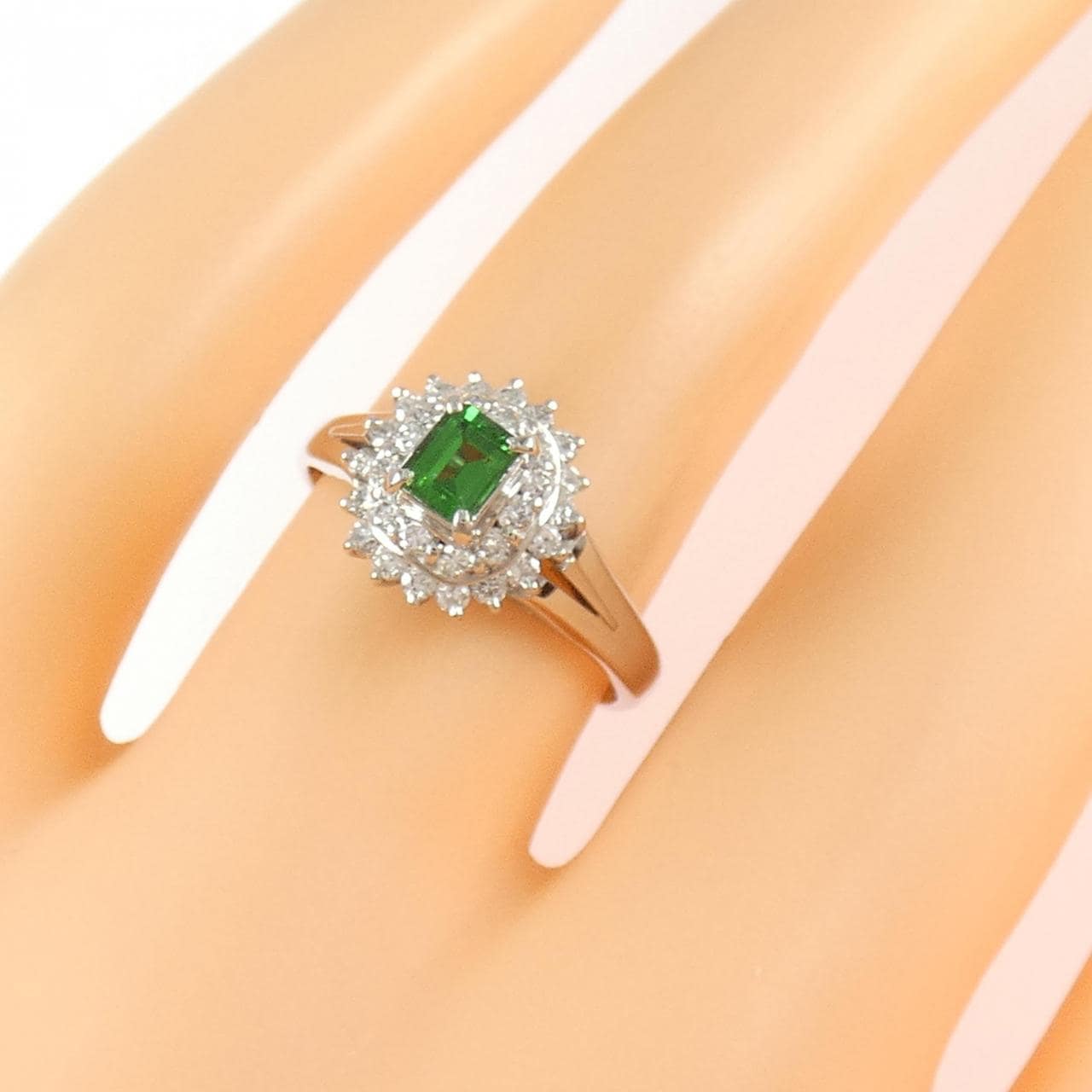 PT900 ガーネット リング 0.30CT