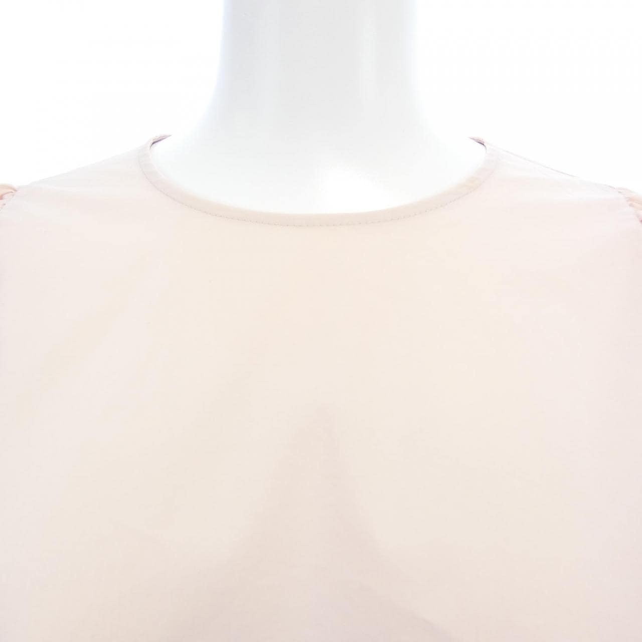 ヨリ yori トップス