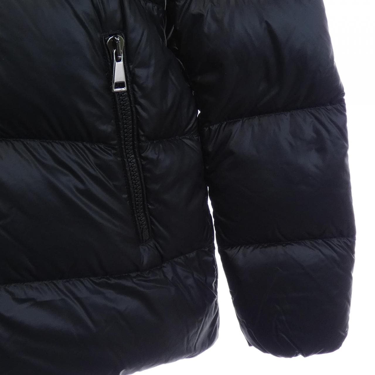 モンクレール MONCLER SERITTE ダウンジャケット