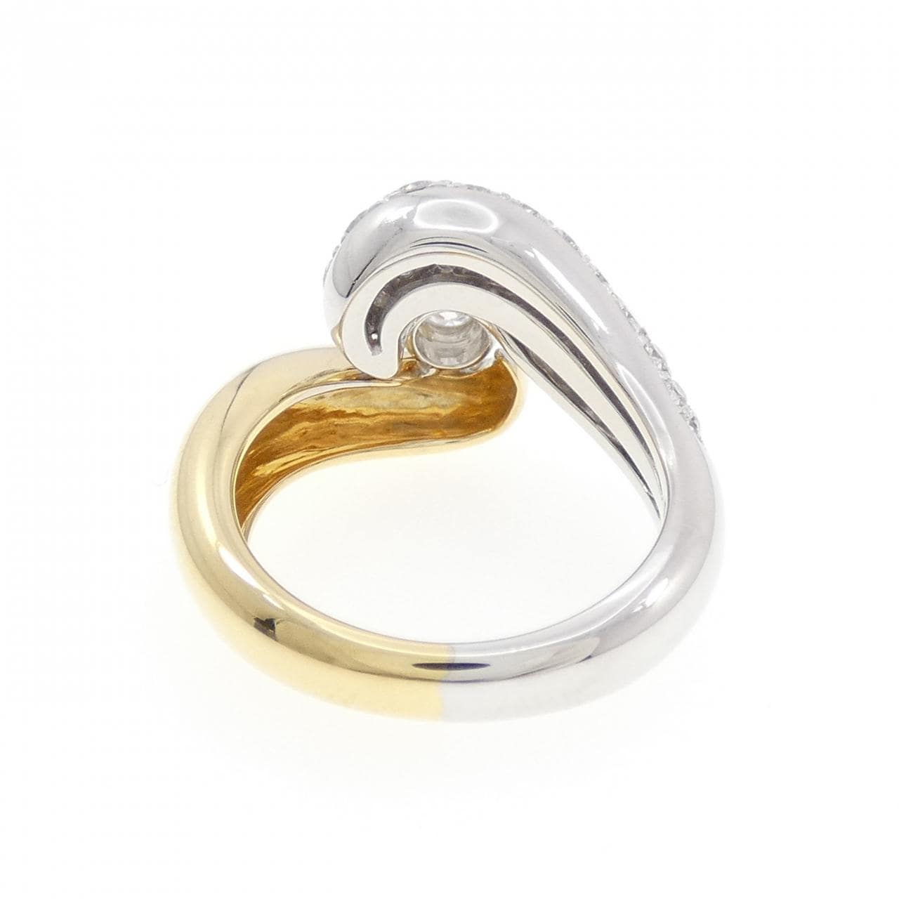 750YG/750WG パヴェ ダイヤモンド リング 0.92CT