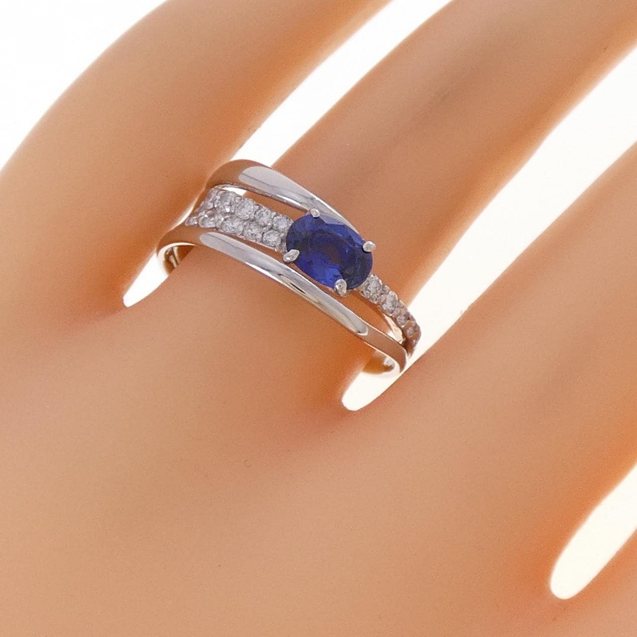 PT900 サファイヤ リング 0.71CT