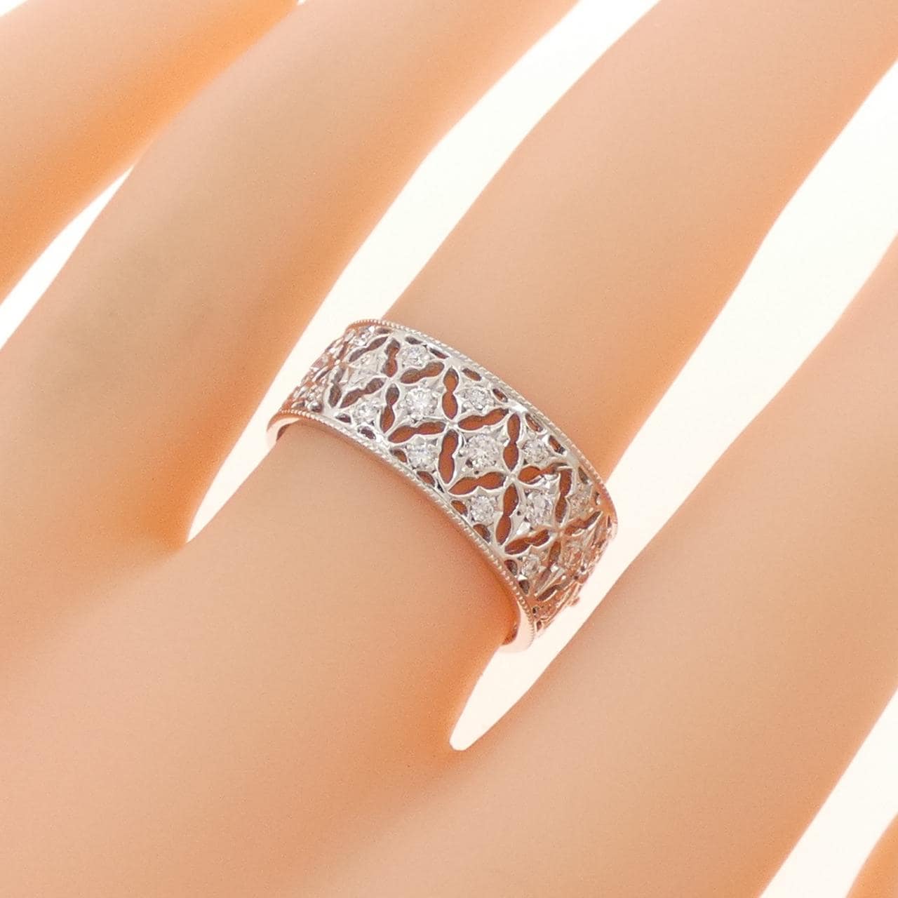 K18WG ダイヤモンド リング 0.57CT