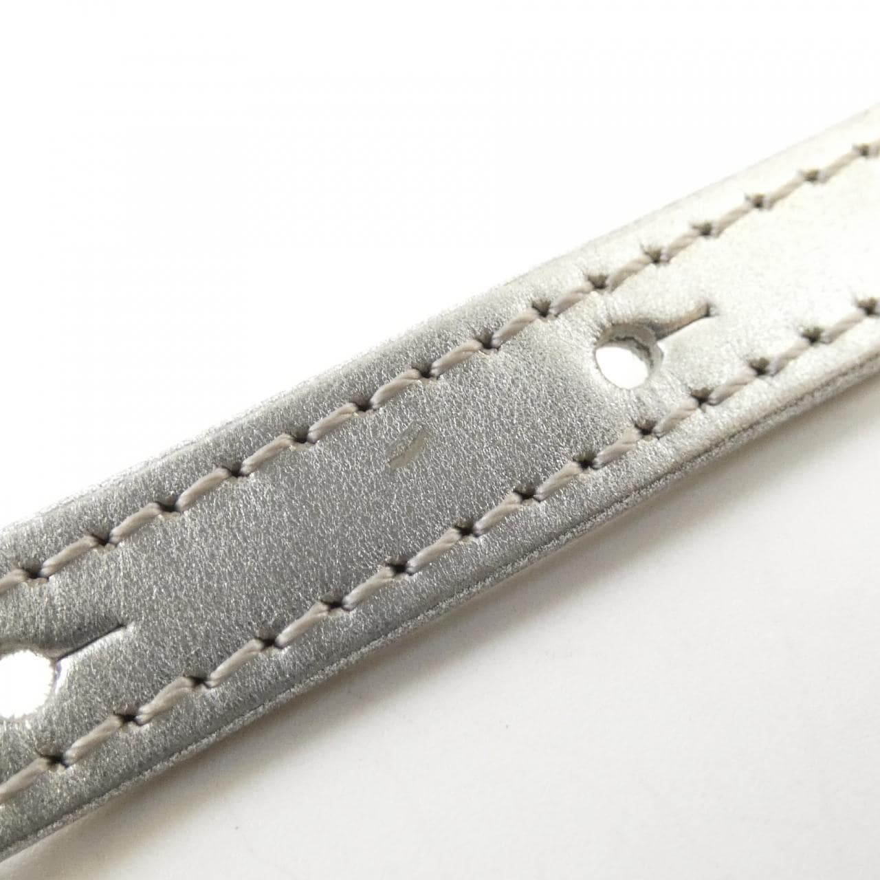 ルイヴィトン メタリック エピ プティット マル M54653 ショルダーバッグ