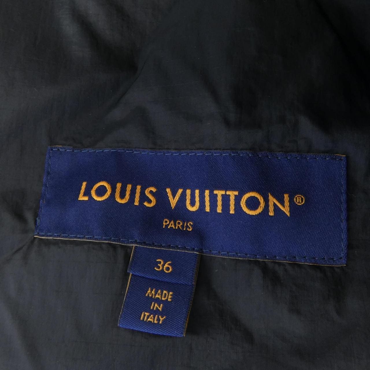 LOUIS VUITTON路易威登 羽絨背心