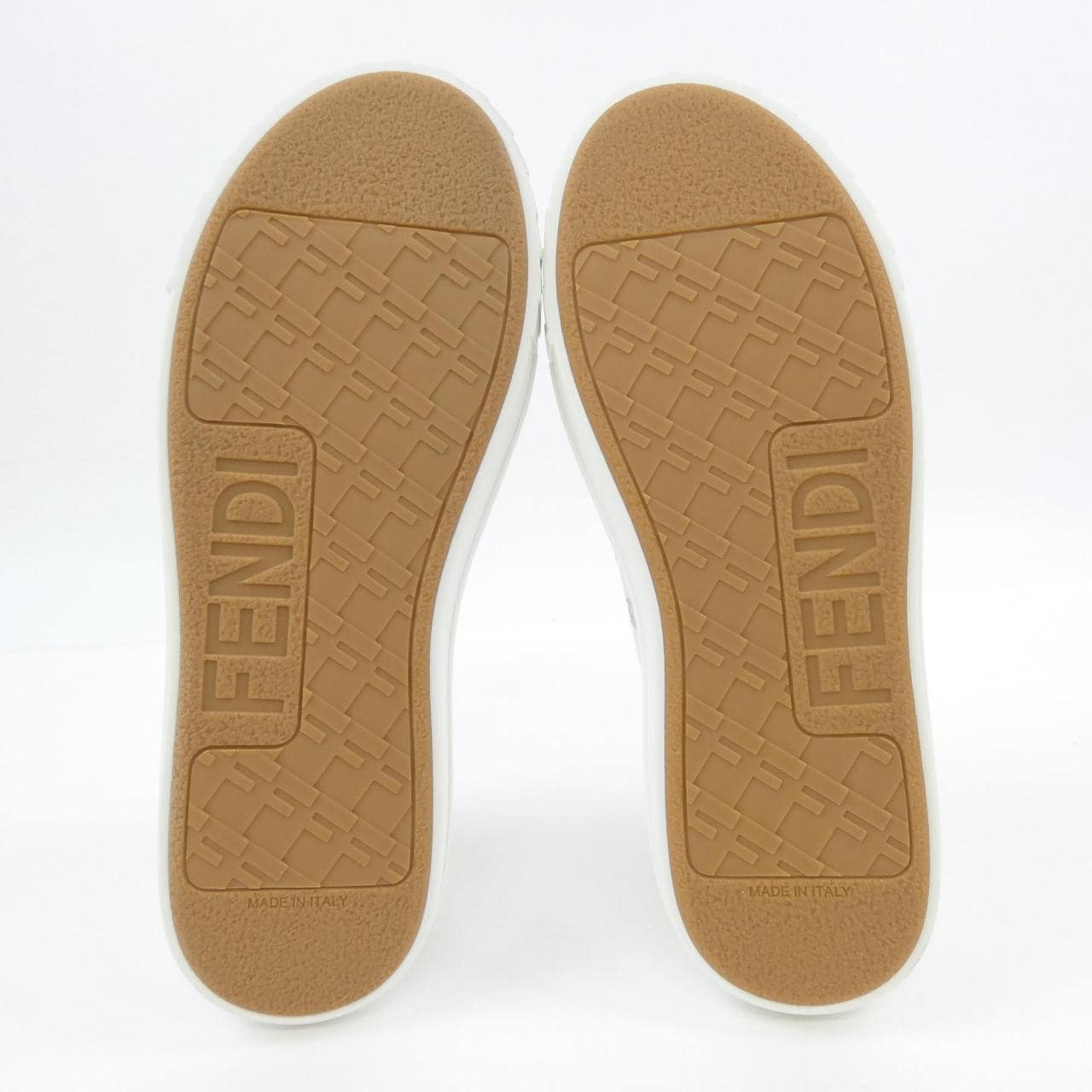 フェンディ FENDI 8E8325 スニーカー