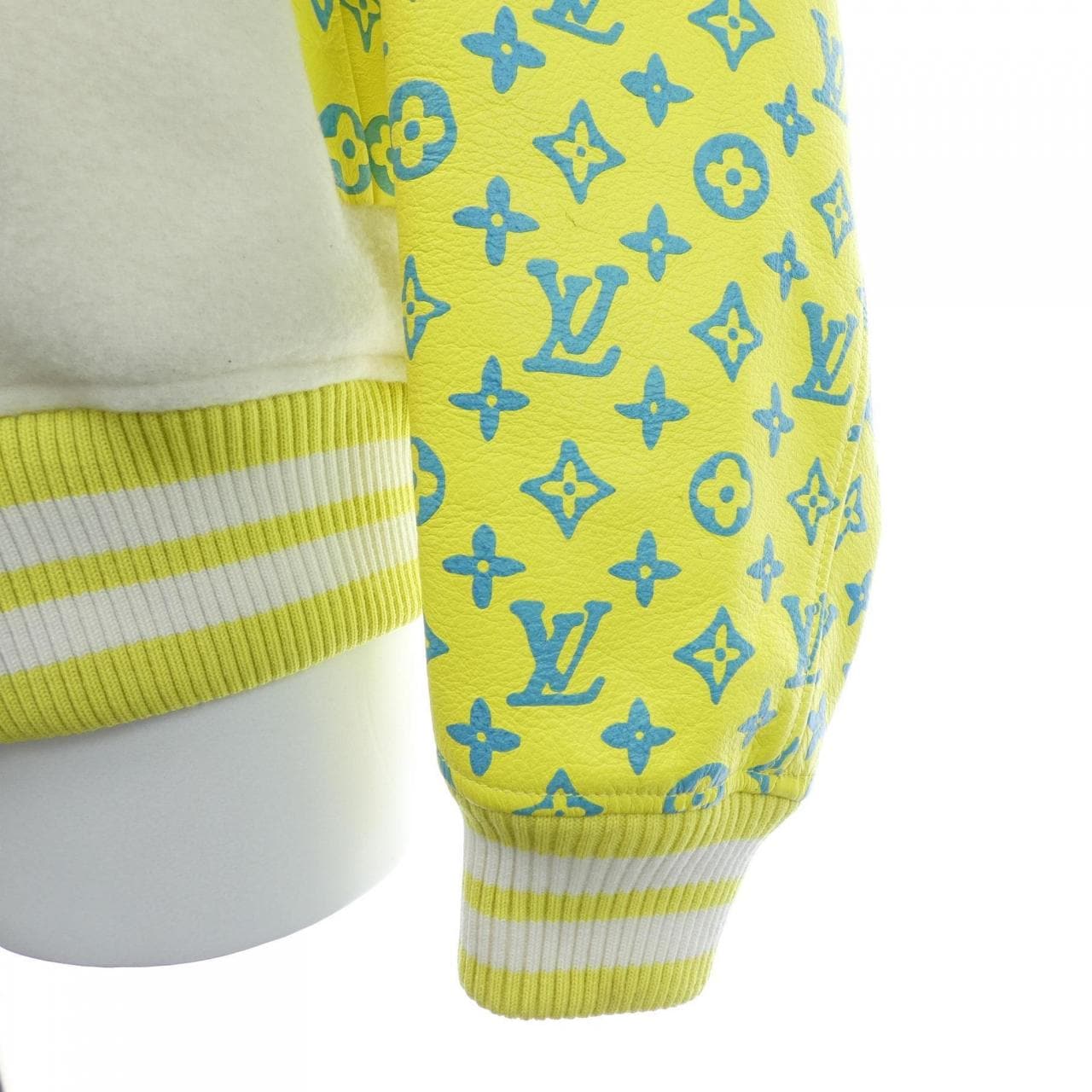 ルイヴィトン LOUIS VUITTON モノグラムプレイグラウンドバーシティブルゾン HOL62EYJ3 ブルゾン