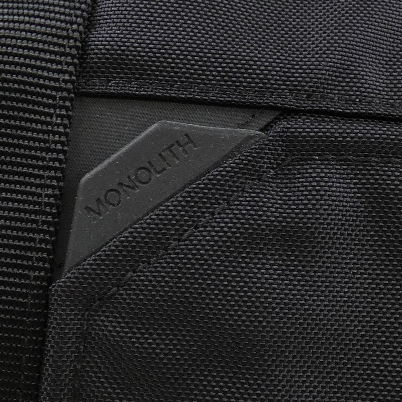 MONOLITH BAG