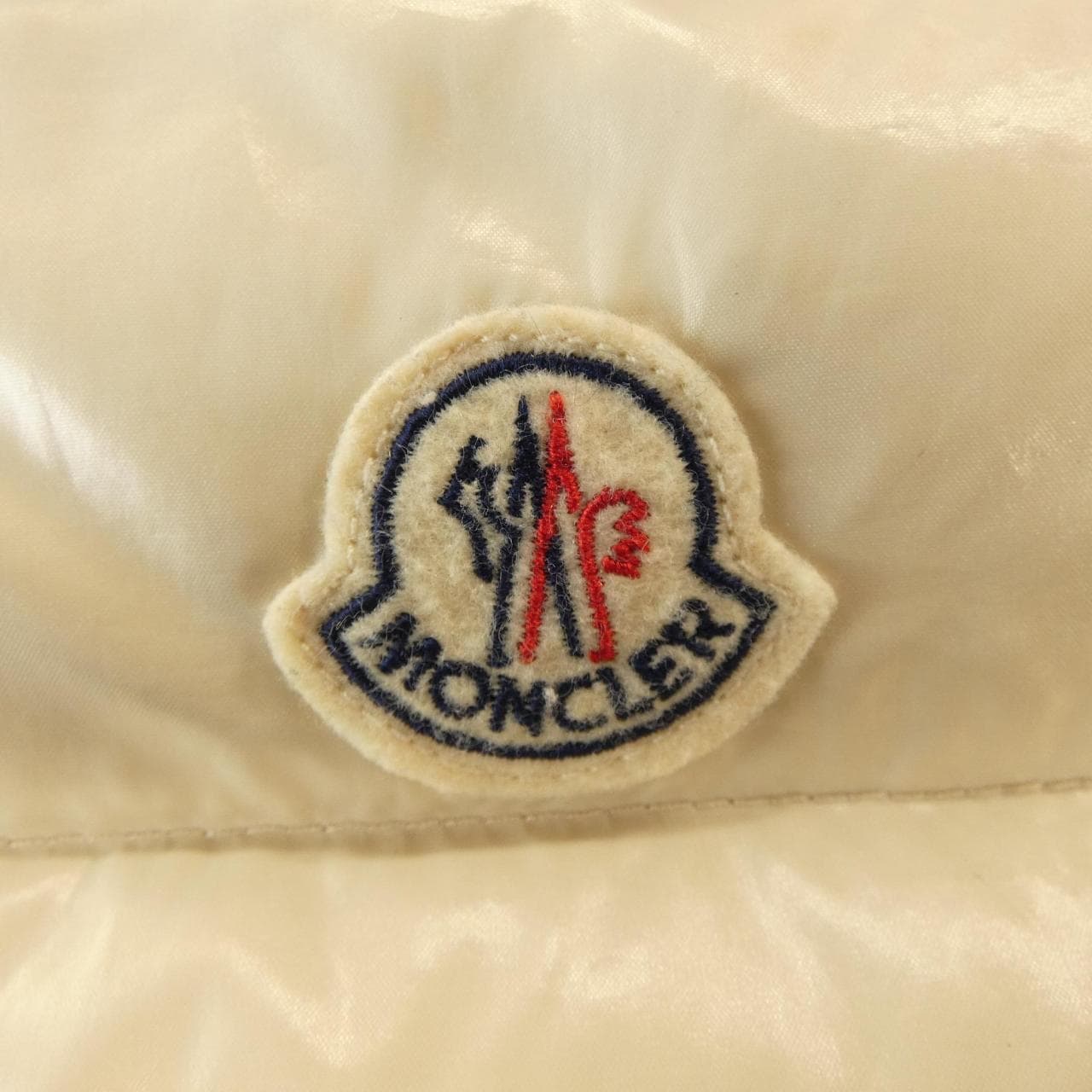 モンクレール MONCLER GHANY ダウンベスト