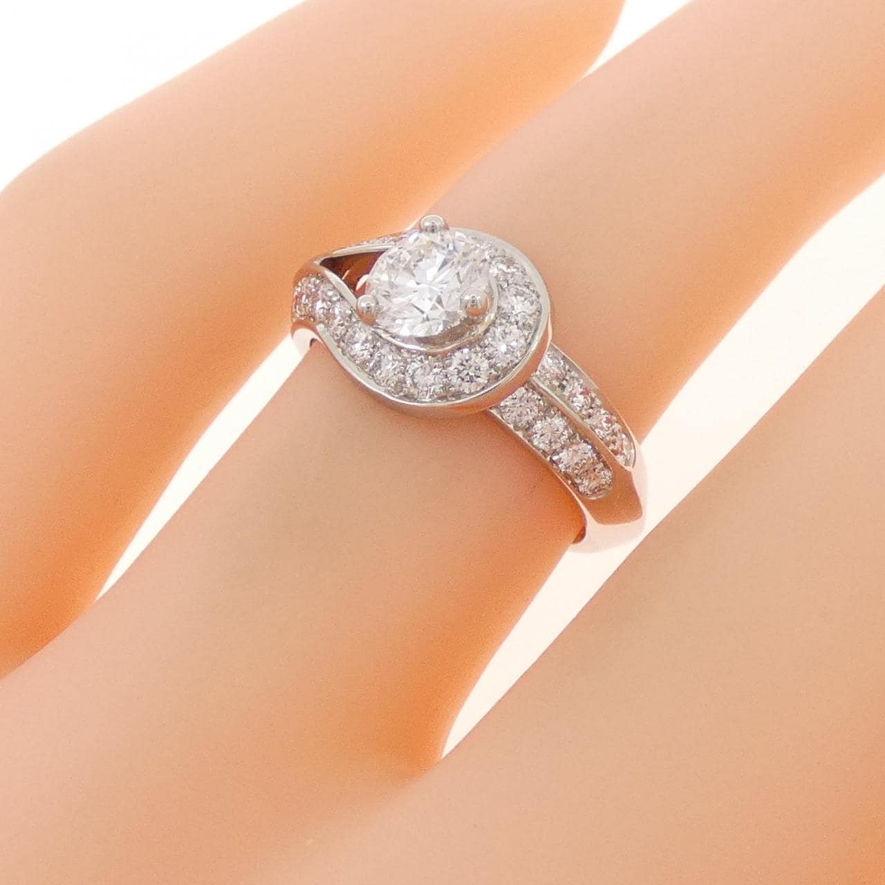 ヴァンクリーフ&アーペル クチュール リング 0.50CT D VVS2 3EXT