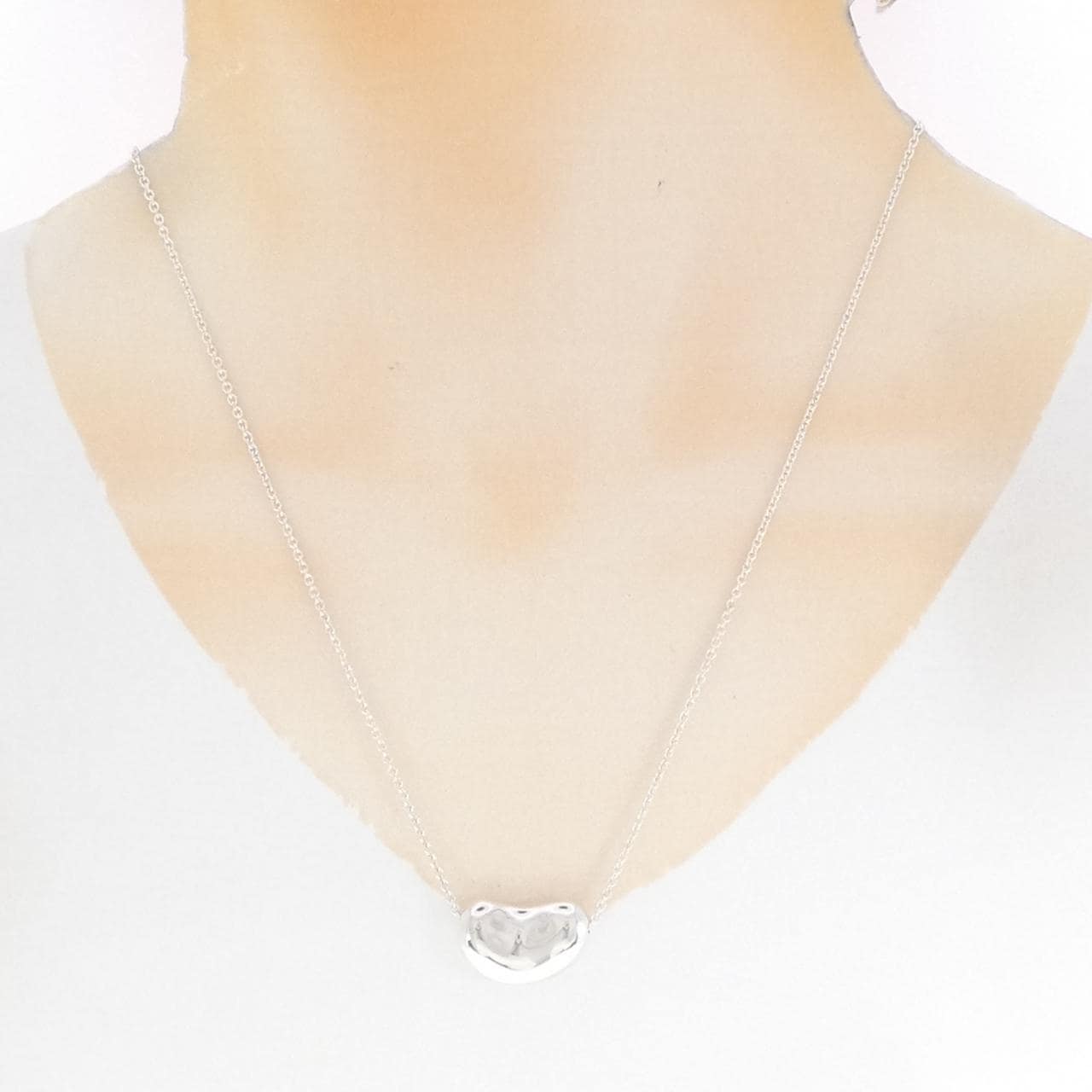 TIFFANY bean necklace