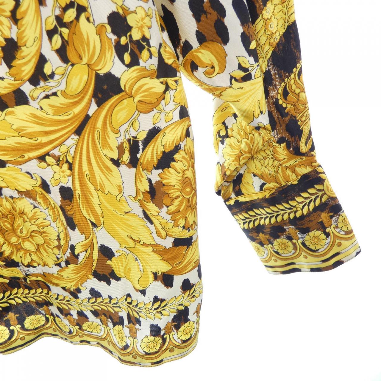【ヴィンテージ】ジャンニヴェルサーチ GIANNI VERSACE シャツ