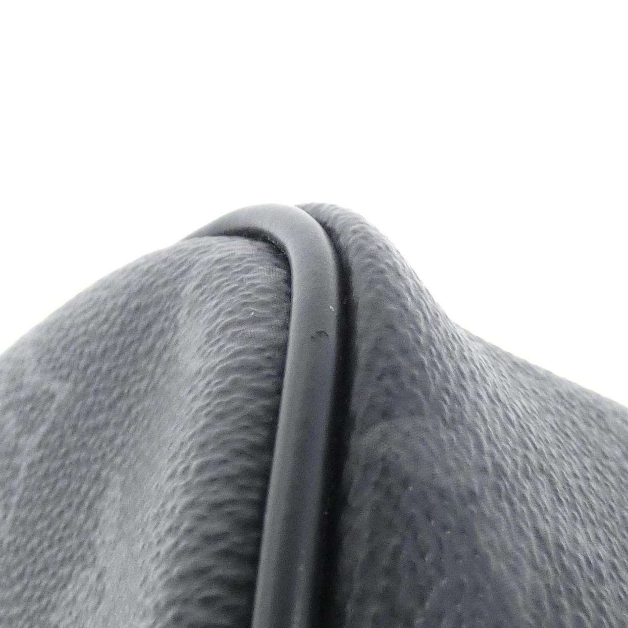 ルイヴィトン モノグラム エクリプス バムバッグ M42906 ショルダーバッグ