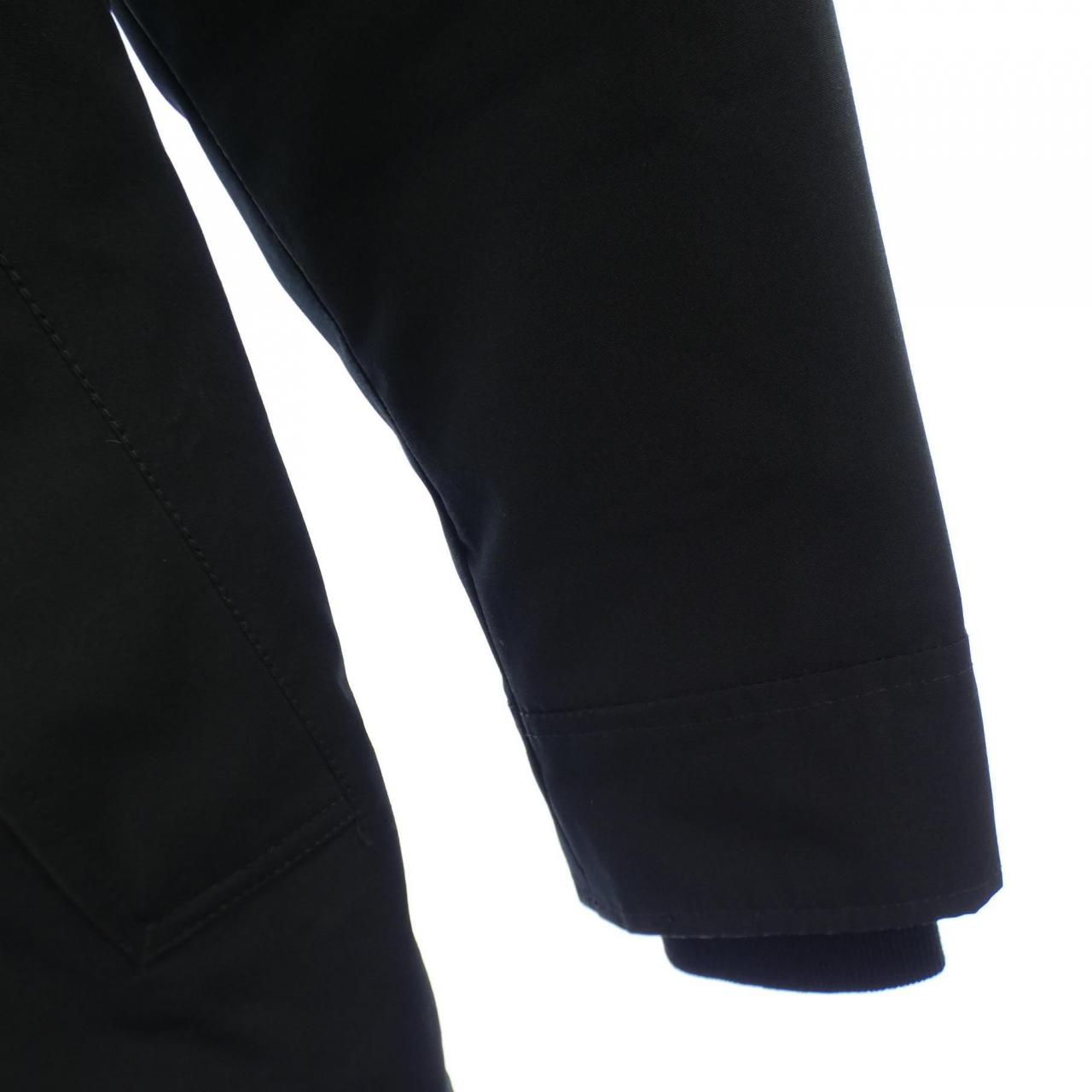 カナダグース CANADA GOOSE ダウンジャケット