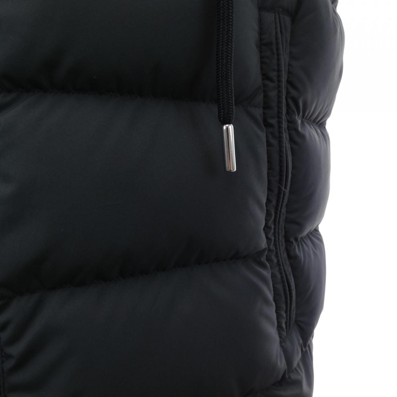 モンクレール MONCLER CARDAMINE ダウンベスト