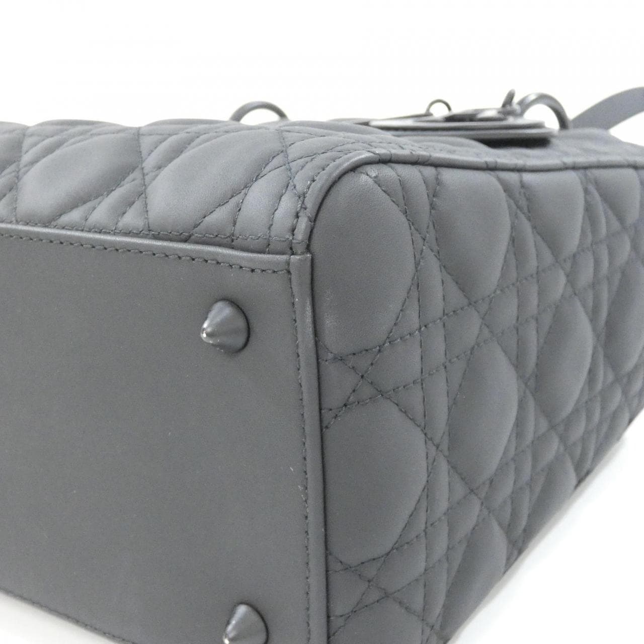 クリスチャンディオール レディ ディオール ミディアム M0565SLOI バッグ