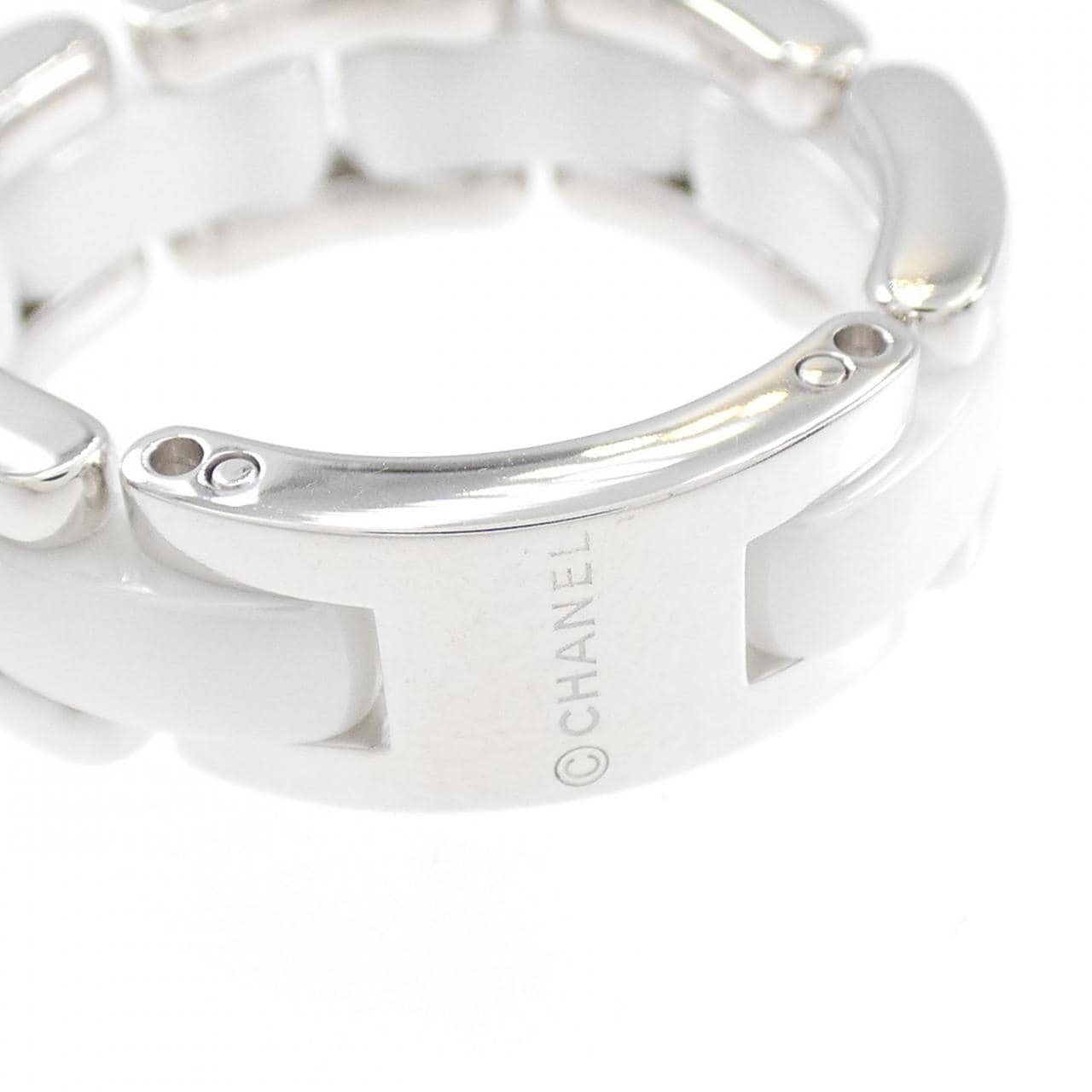 CHANEL Ultra Collection Medium Ring