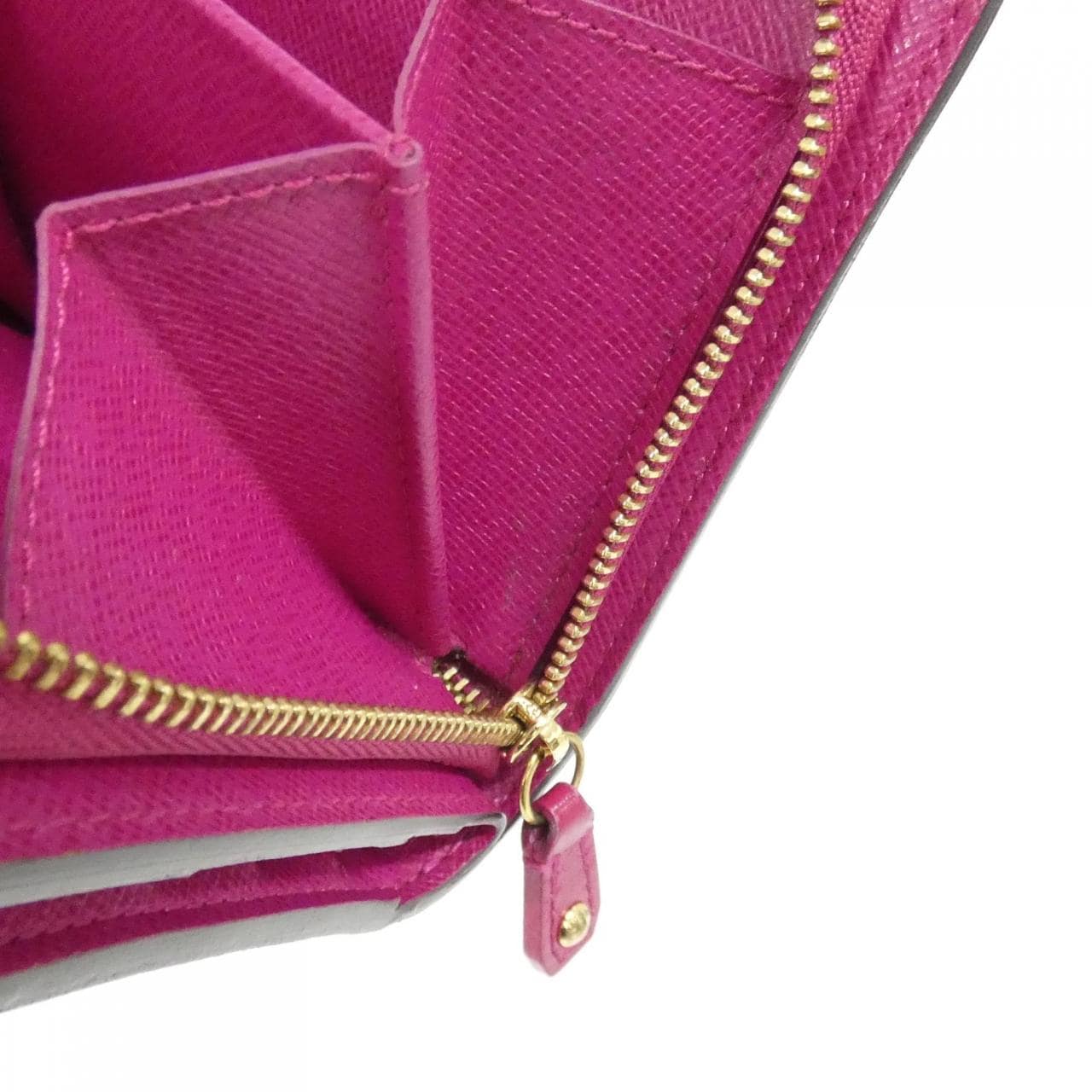 ルイヴィトン モノグラム ペルフォ コンパクト ジップ M95188 財布