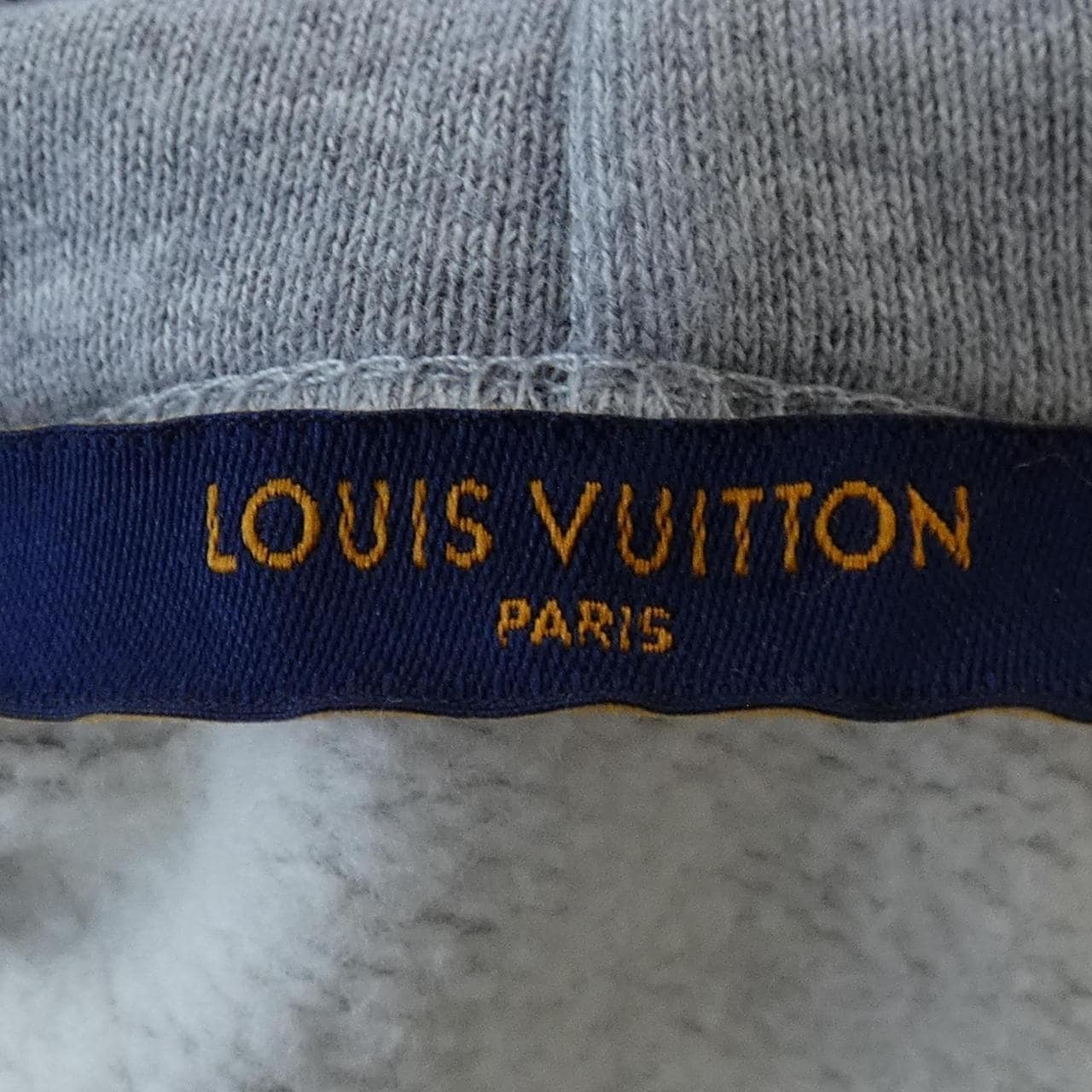 ルイヴィトン LOUIS VUITTON TOURIST VS PURIST HLY95WUYR パーカー